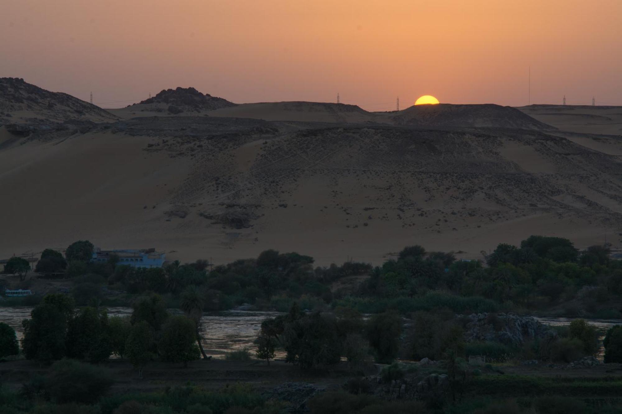 Aswan Nile Palace Экстерьер фото